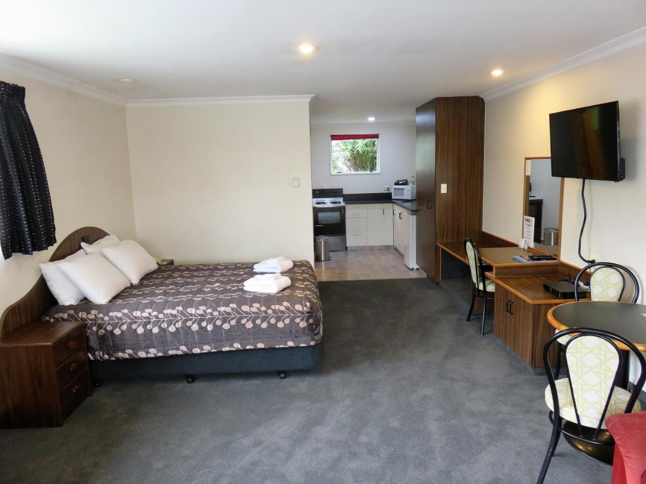 ביאנהיים Admirals Motor Lodge מראה חיצוני תמונה