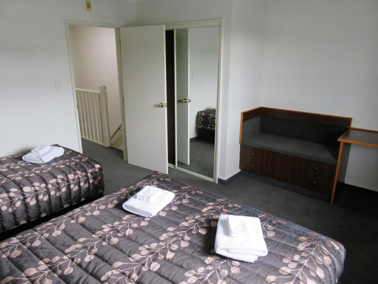 ביאנהיים Admirals Motor Lodge מראה חיצוני תמונה