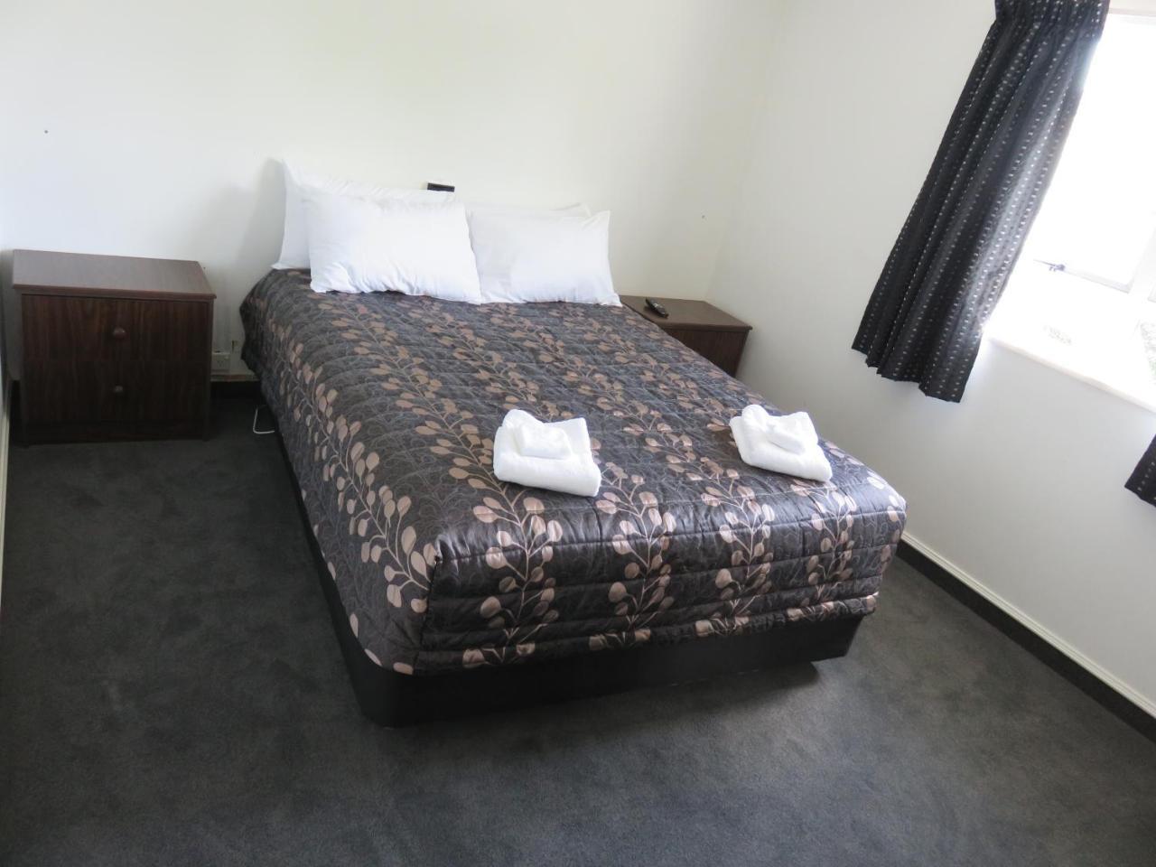 ביאנהיים Admirals Motor Lodge מראה חיצוני תמונה